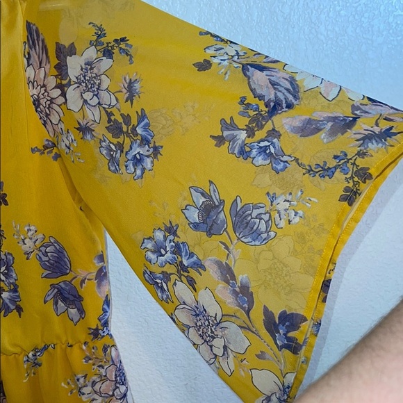 Bailey Blue Yellow Bell Sleeve Blouse with Tie Front - Picture 8 of 8